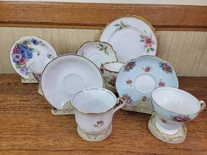 lot 173 image: Stunning Victorian High Tea Collection