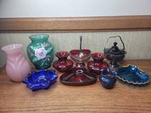lot 203 image: Gorgeous Ruby Red and Cobalt Blue Depression Glass Collection-Anchor Hocking & More