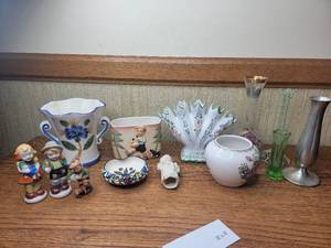 lot 208 image: Vintage Hand-Painted Ceramic Collectible by Portugal, Ulmer Keramik, Pewter, Glass & More