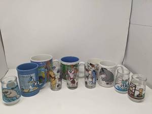 lot 198 image: 11 Piece Disney Glass and Ceramic Collection