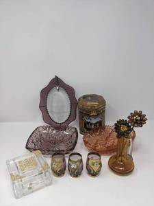 lot 244 image: Gorgeous Glass Collection
