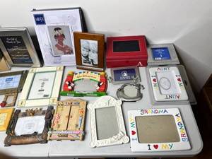 lot 212 image: Great Collection of Picture Frames-Mikasa & More