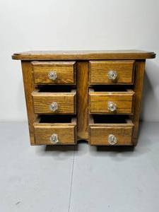 lot 255 image: Rustic Silverware Case14.25 x 10.75 x 20