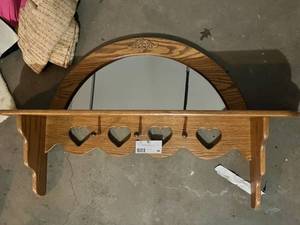 lot 86 image: Vintage Amish Toilet Paper Holder& Tiny Shelf 12 x 19 x 15 & 8 x 3 x 17