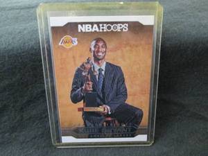32. 2017 NBA Hoops Kobe Bryant Card...