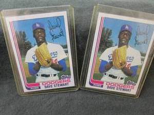 117. 2 1982 Topps Dave Stewart Rook...