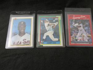 189. 3 Sammy Sosa Rookie Cards...
