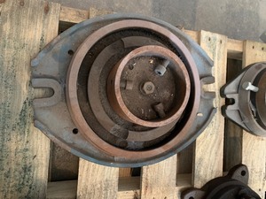 lot 107 image: Vise Mounting Stand
