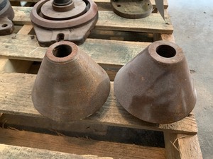 lot 112 image: Cone Adapters