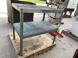 lot 65 image: Metal Table