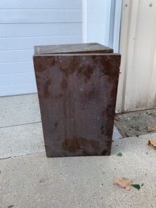 lot 529 image: Wood Tool Storage Box