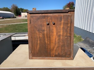 lot 820 image: Wood Cabinet
