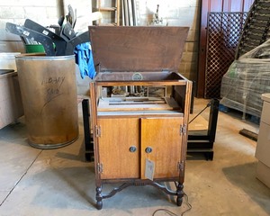 lot 523 image: Antique Record Cabinet