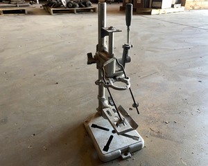 lot 304 image: Portable Hand Drill
