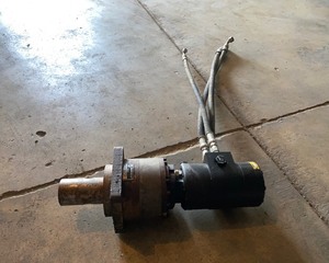 lot 609 image: Hydraulic Motor