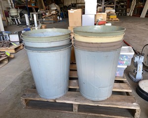 lot 1014 image: Metal Trash Cans