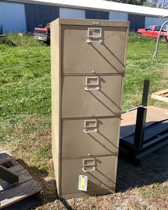 lot 831 image: Super Filer File Cabinet (look inside)