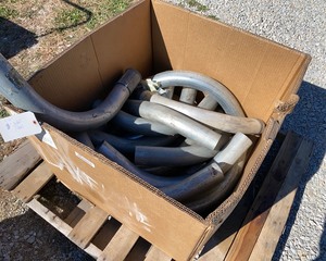 lot 413 image: Conduit Elbows