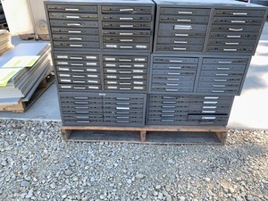 lot 806 image: Storage Drawers, Qty 3
