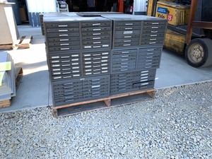 lot 804 image: Storage Cabinets, Qty 3