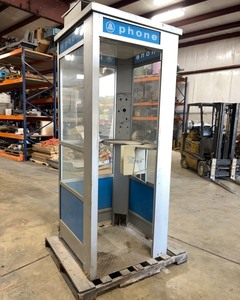 lot 505 image: Telephone Booth