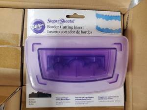 lot 34 image: Pallet of 1080 New Wilton Sugar Sheets Cutting Insert - Bubbles - Retail value $8,737