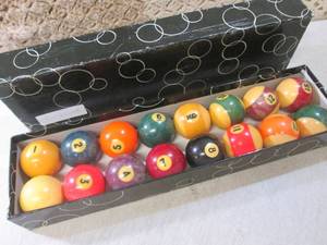 lot 45 image: (RM2) Set of BilliardPool Balls...