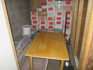 lot 70 image: (UA6) Contents of 6 ft x 9 ft Room ...
