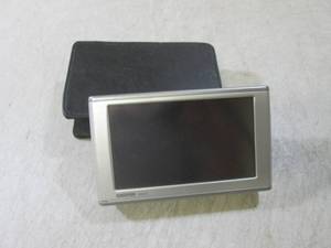 lot 98 image: (BSB) Garmin Nuvi GPS with Case No ...
