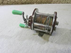 lot 101 image: (EC1) Penn Peer No. 109 Fishing Ree...