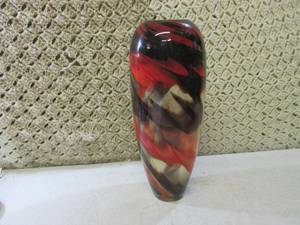 lot 133 image: (FS) Glass Vase 14 12 Tall...