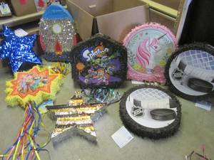 lot 176 image: (EW4) 8 Assorted Pinatas...