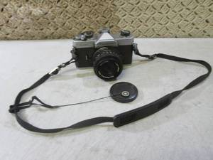 lot 187 image: (BSB) Fujica STX-1 Camera...