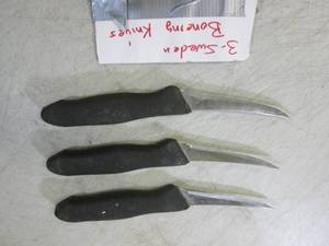 lot 189 image: (B-2) 3 Sweden Boning Knives...