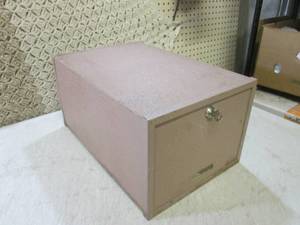 lot 218 image: (EC1) Meilink Hercules Home Vault D...