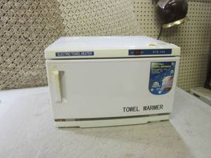lot 219 image: (RM4) Electric Towel Warmer RDT-16A...