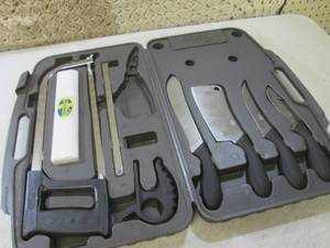 lot 273 image: (RM4) Mossberg KnifeSaw Butcher Se...