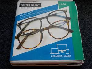 Foster Grant 2 pr 2.00 Readers and ...