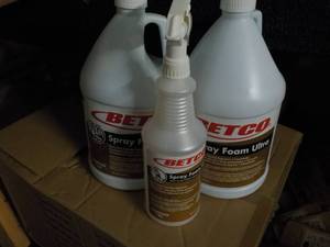 2 Gallon Jugs Betco Spray Foam Ultr...