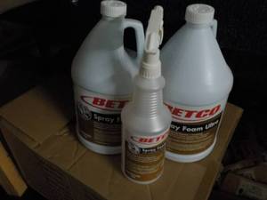 2 Gallon Jugs Betco Spray Foam Ultr...