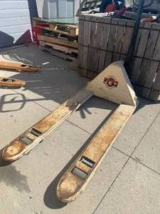 Jet Pallet Jack (needs work)