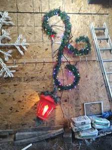 lot 5 image: Christmas Decoration for street light