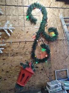 lot 10 image: Christmas Decoration for street light
