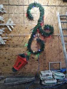 lot 13 image: Christmas Decoration for street light