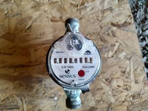 lot 24 image: 58X34 Sensus water meter worked when taken out of service