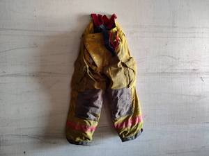 lot 46 image: Morning Pride turn out gear