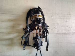 lot 67 image: SCBA mask