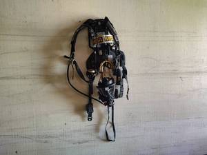 lot 70 image: SCBA mask