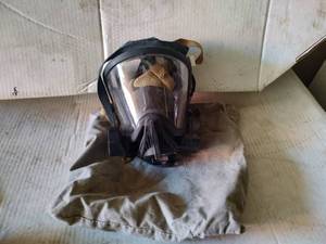 lot 78 image: SCBA mask