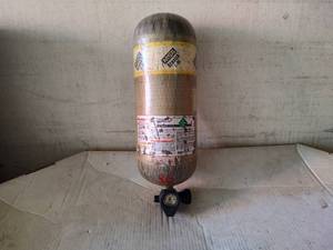 lot 87 image: Air tank